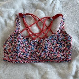 Lululemon - Free to be Bra Wild - Size 6 - Color Floral Print